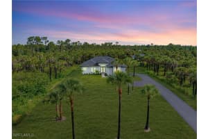 2898 36TH Avenue, Naples, FL 34117 - MLS#226001304