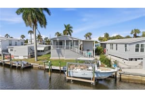 11291 Azalea Ln, Fort Myers Beach