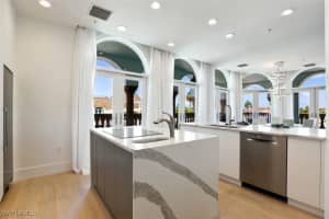 900 5th Avenue, Naples, FL 34102 - MLS#226001313