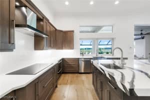 6273 Negril Isle Drive, Naples, FL 34113 - MLS#226001314