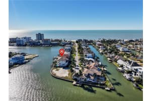 264 Bayview Avenue, Naples, FL 34108 - MLS#226001316