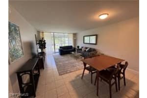 3 Bluebill Avenue, Naples, FL 34108 - MLS#226001338