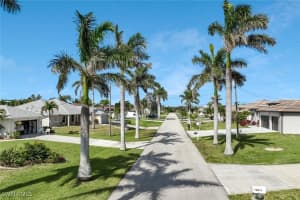 2017 31st Terrace, Cape Coral, FL 33914 - MLS#226001356