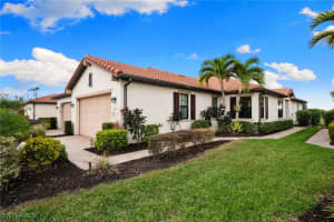 1511 Oceania Dr S, Naples