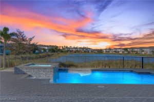 12775 Woodbury Dr, Estero