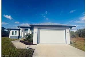 3673 62nd Ave Ne, Naples