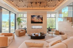 1100 Sandpiper Street, Naples, FL 34102 - MLS#226001462