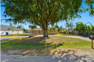 2414 Braman Avenue, Fort Myers, FL 33901 - MLS#226001478