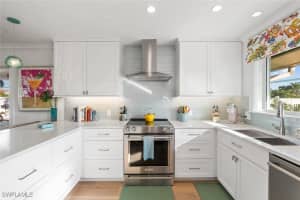 320 14th Avenue, Naples, FL 34102 - MLS#226001484