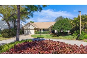 811 Arrowhead Lane, Naples, FL 34108 - MLS#226001495