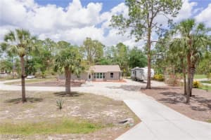 1221 22nd Avenue, Naples, FL 34120 - MLS#226001500