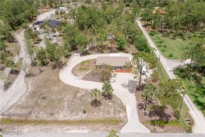 1221 22nd Avenue, Naples, FL 34120 - MLS#226001500