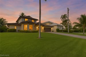 1535 Dolphin Ln Naples, FL 34102 - Off Market