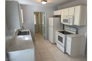 318 Leawood Circle, Naples, FL 34104 - MLS#226001524