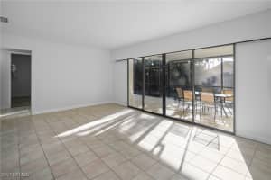 3581 Corana Way, Naples, FL 34105 - MLS#226001554