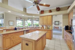 11079 Phoenix Way, Naples, FL 34119 - MLS#226001556