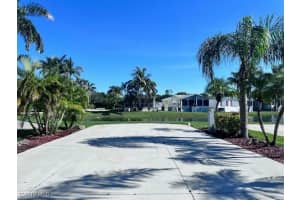 1246 Silver Lakes Boulevard, Naples, FL 34114 - MLS#226001571