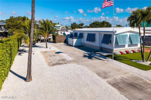 639 Palm Avenue, Goodland, FL 34140 - MLS#226001591