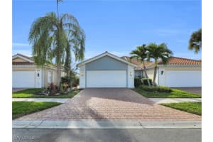 4231 Redonda Ln, Naples