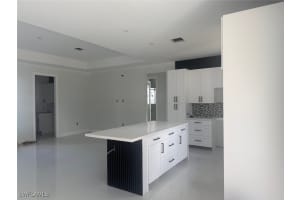 838 ALETHA ALETHA Avenue, Lehigh Acres, FL 33974 - MLS#226001617