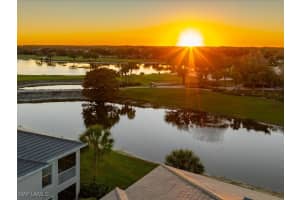 1981 Crestview Way 139, Naples