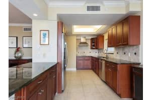 4031 Gulf Shore Blvd N Ph2c Naples, FL 34103 - Off Market