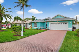 41 4th Street, Bonita Springs, FL 34134 - MLS#226001636