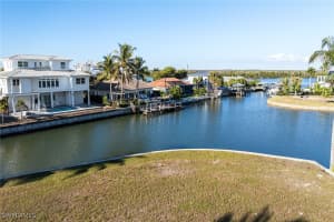 271 Randy Lane, Fort Myers Beach, FL 33931 - MLS#226001673
