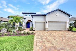9238 Plover Dr, Naples