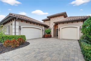 7255 Lantana Circle, Naples, FL 34119 - MLS#226001695