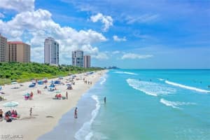 11118 Gulf Shore Dr A401, Naples