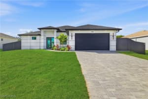 408 28th Avenue, Cape Coral, FL 33991 - MLS#226001779