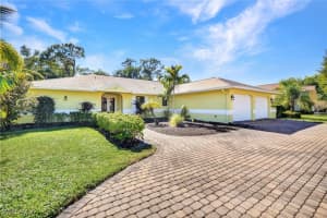 201 Palmetto Dunes Circle, Naples, FL 34113 - MLS#226001805