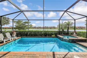 1603 Santiago Cir, Naples