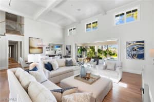 221 Aqua Court, Naples, FL 34102 - MLS#226001865