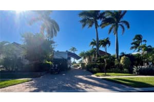 4685 Southern Breeze Drive, Naples, FL 34114 - MLS#226001874