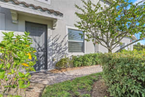 16073 Ravina Way, Naples, FL 34110 - MLS#226001876