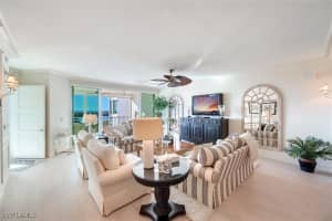 265 Indies Way, Naples, FL 34110 - MLS#226001931