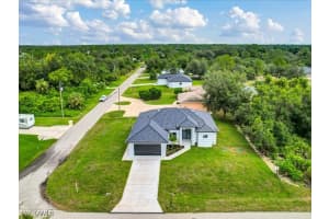 506 5th Street, Lehigh Acres, FL 33972 - MLS#226001932