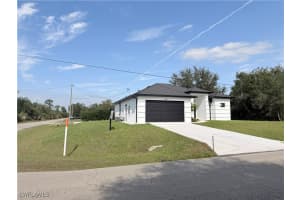 506 5th Street, Lehigh Acres, FL 33972 - MLS#226001932