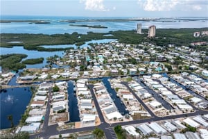 24675 South Seas Boulevard, Bonita Springs, FL 34134 - MLS#226001939