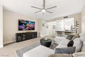 401 Bayfront Place, Naples, FL 34102 - MLS#226001978