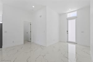 535 manhattan Street, Lehigh Acres, FL 33974 - MLS#226002021