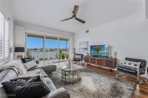 9566 Gulf Shore Drive, Naples, FL 34108 - MLS#226002027