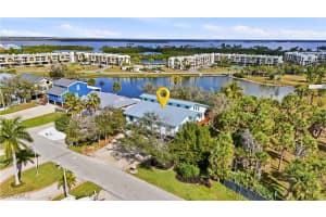 21697 / 699 Indian Bayou Drive, Fort Myers Beach, FL 33931 - MLS#226002028