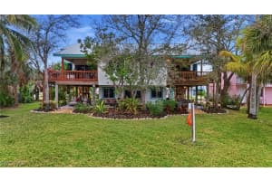 21697 / 699 Indian Bayou Drive, Fort Myers Beach, FL 33931 - MLS#226002028