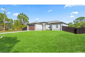 759 Silverstar Avenue, Lehigh Acres, FL 33974 - MLS#226002036