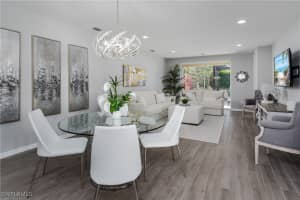 14895 Edgewater Cir, Naples