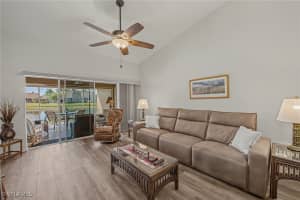 110 Tanglewood Court, Naples, FL 34113 - MLS#226002063