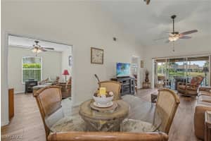 110 Tanglewood Court, Naples, FL 34113 - MLS#226002063